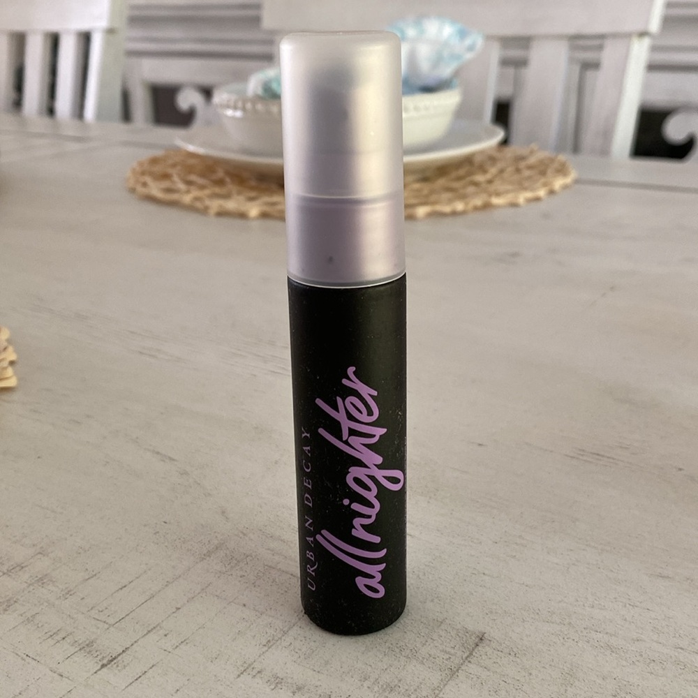 Urban Decay All Nighter Long-Lasting Makeup Setting Spray - Set of two